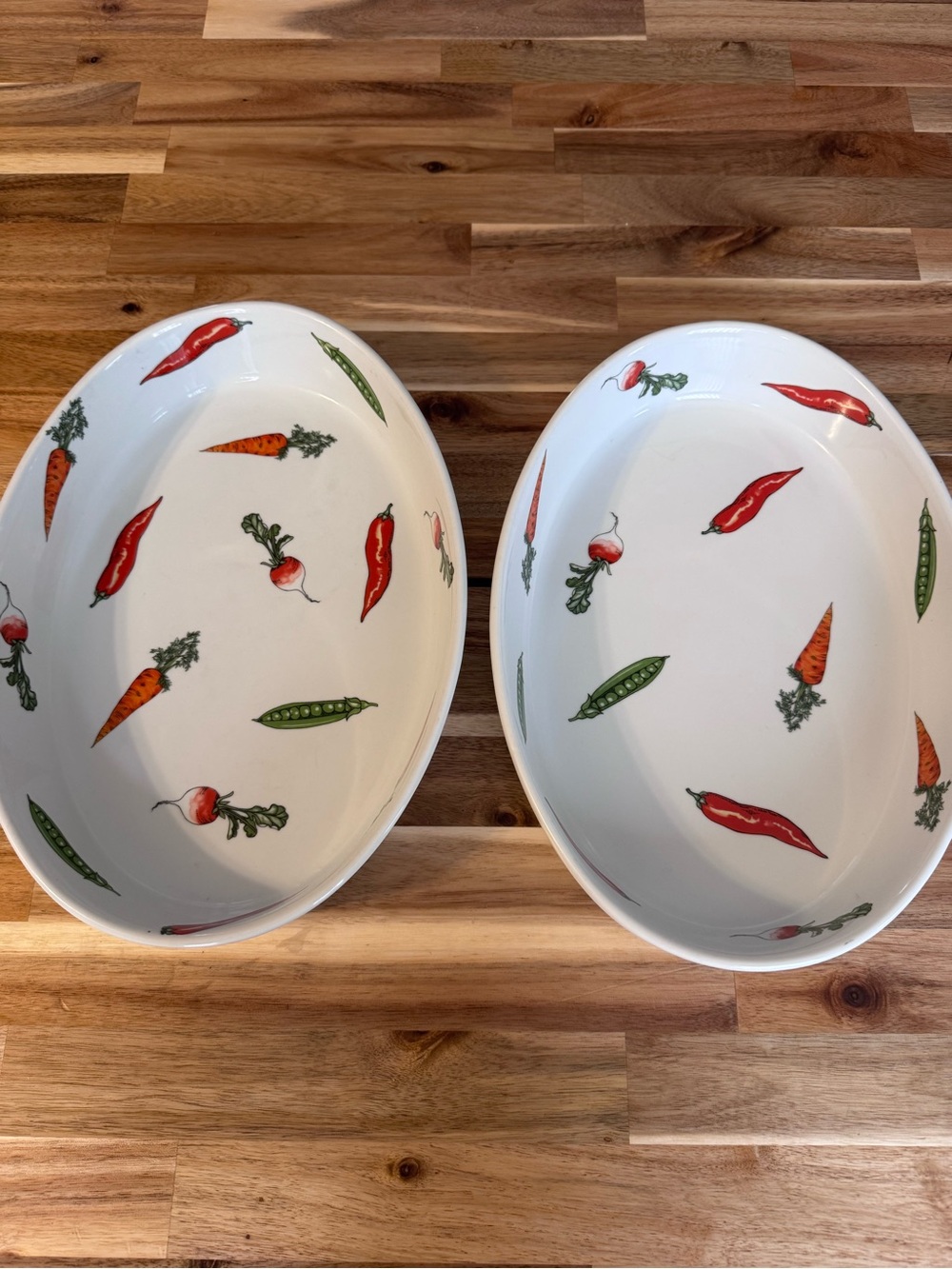 Cordon Bleu BIA - 2 Oval Ceramic Baking Dishes 12” with Red & Green Vegetable